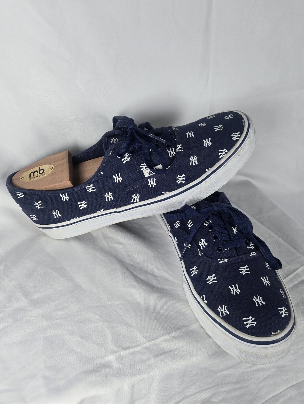Vans Authentic MLB New York Yankees All-Over Monogram Logo Navy Sneakers Mens 11